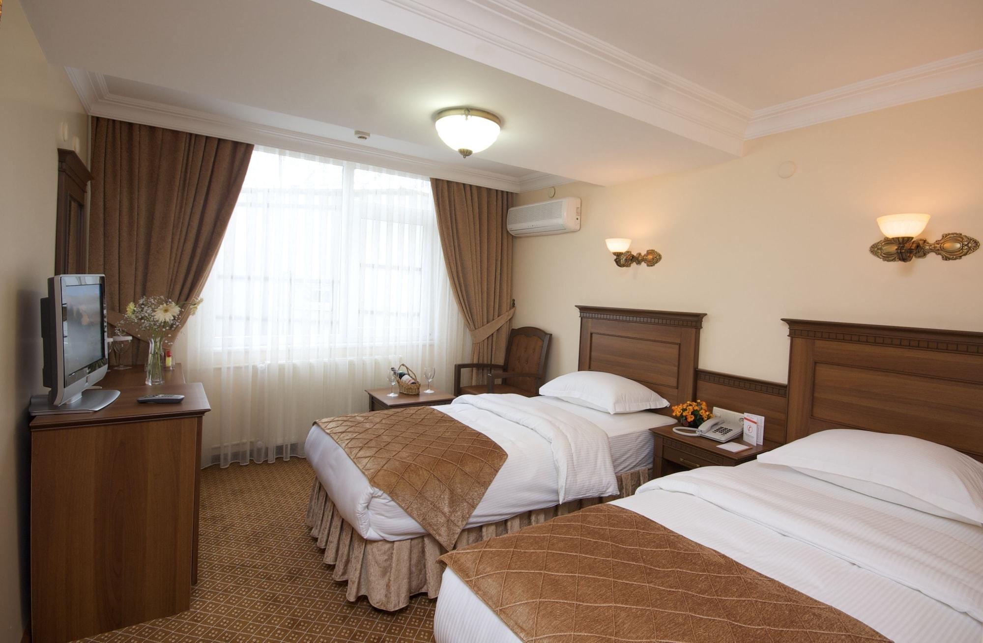 Grand Unal Hotel 3*