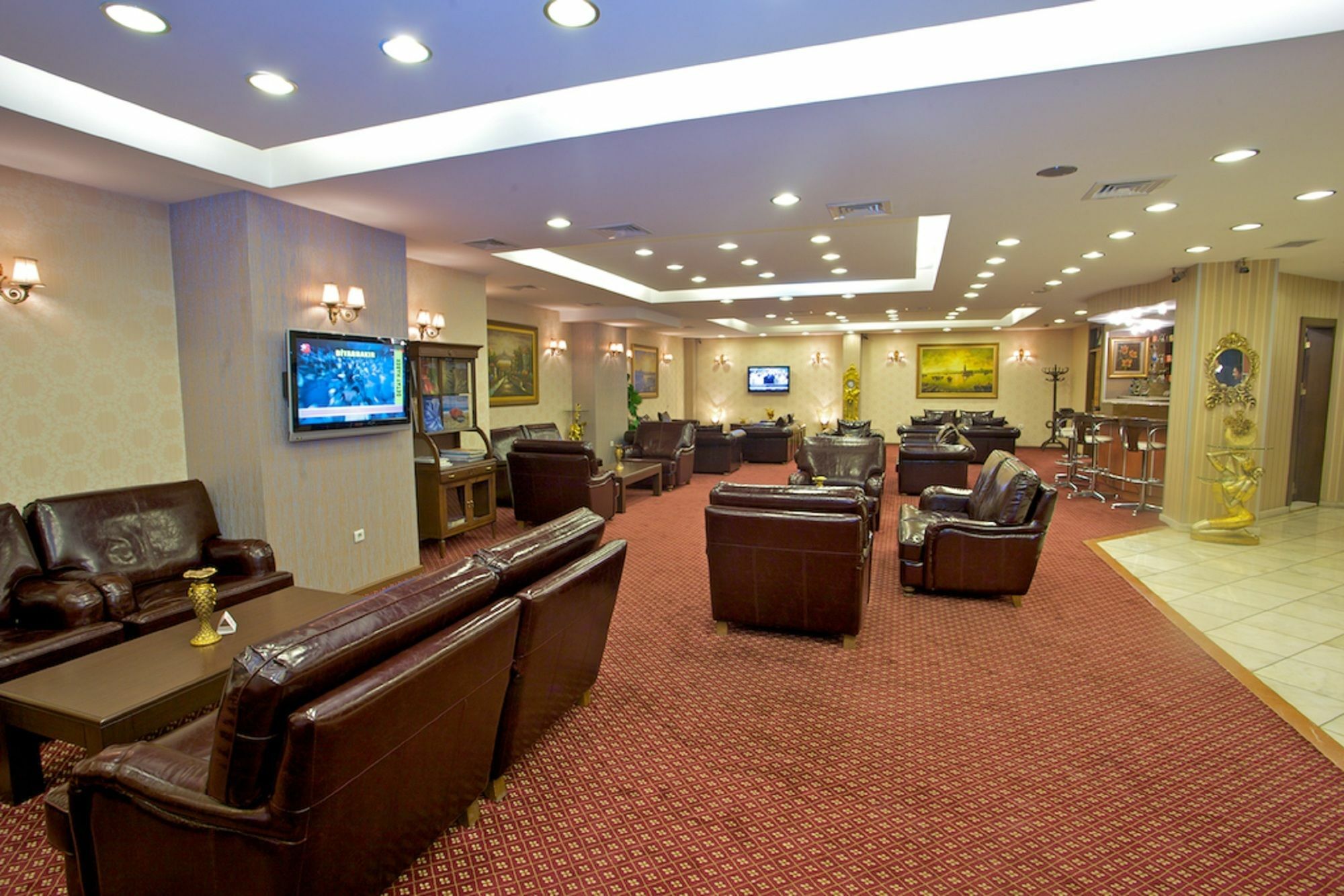 Grand Unal