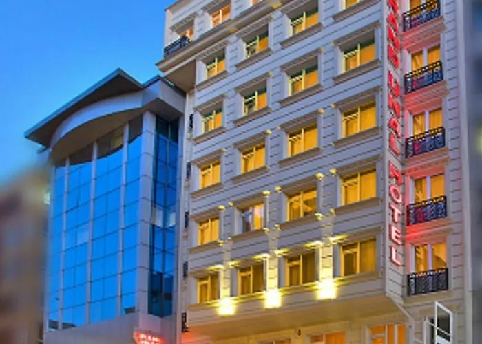 Grand Unal Hotel